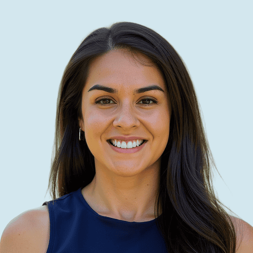 Alyssa Resendiz-HeadshotPro